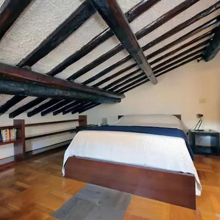 Terrazza Monserrato 124 * Ρώμη